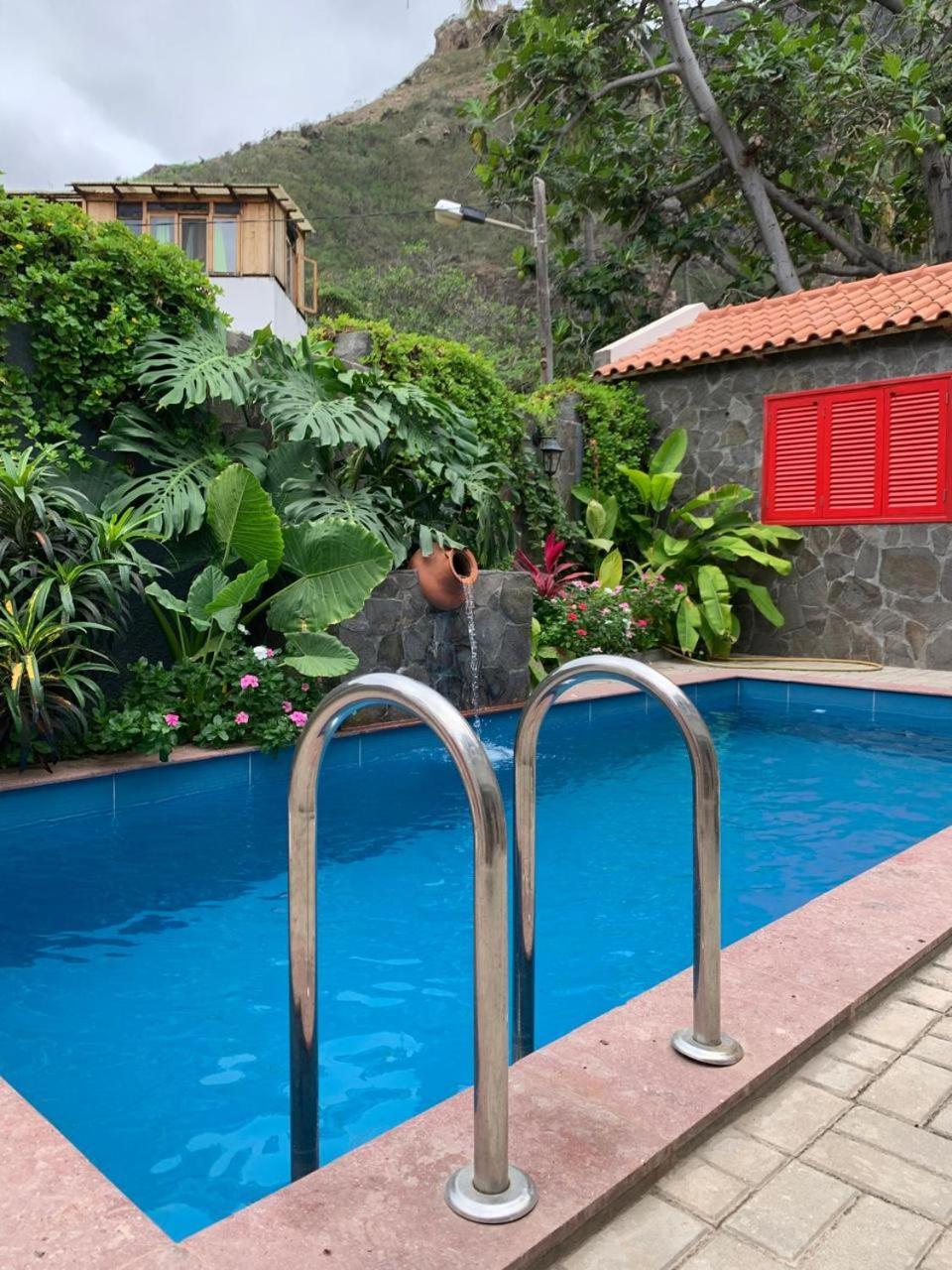 Kasa Wahnon Villa Pombas Exterior photo