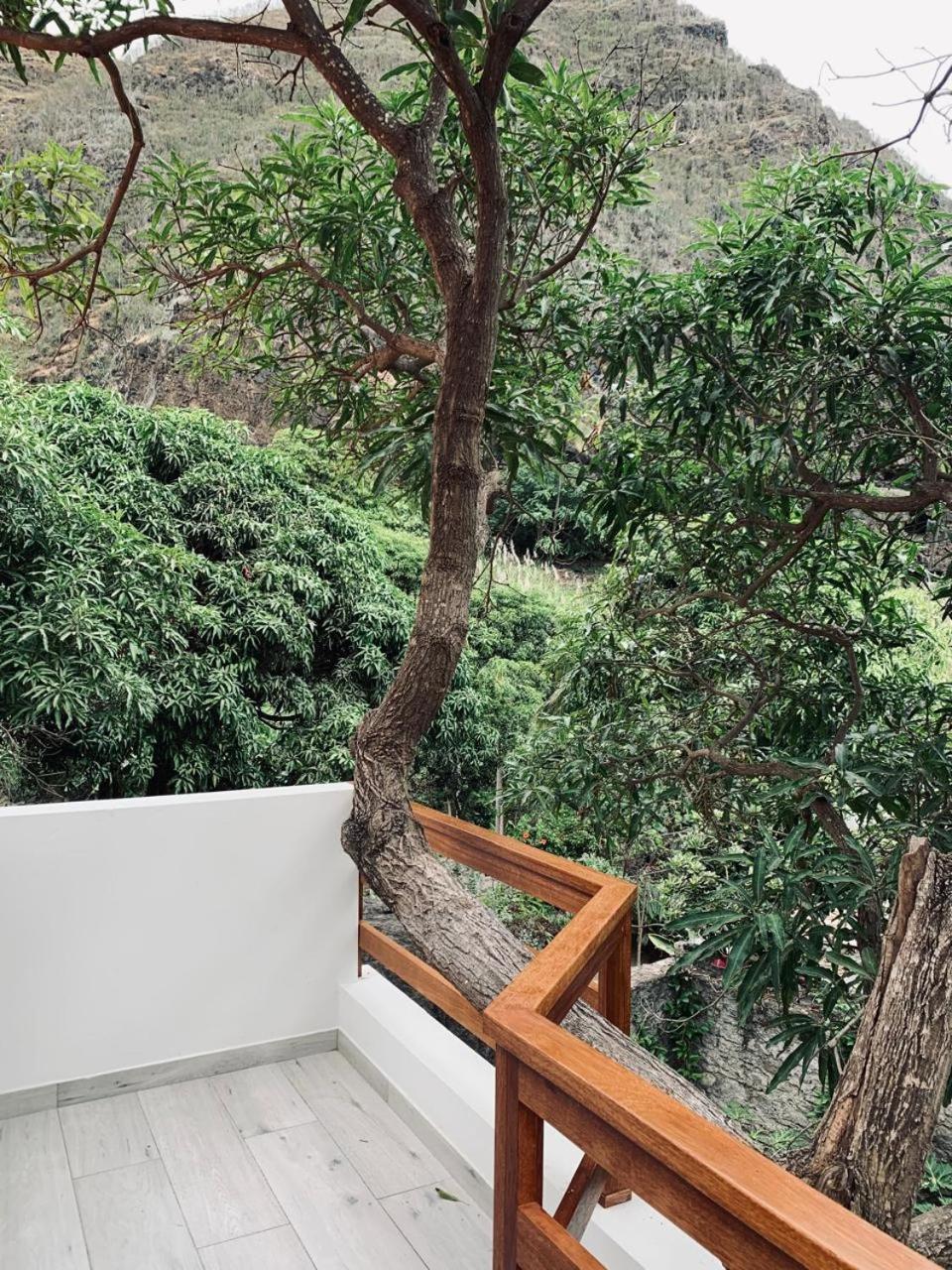 Kasa Wahnon Villa Pombas Exterior photo